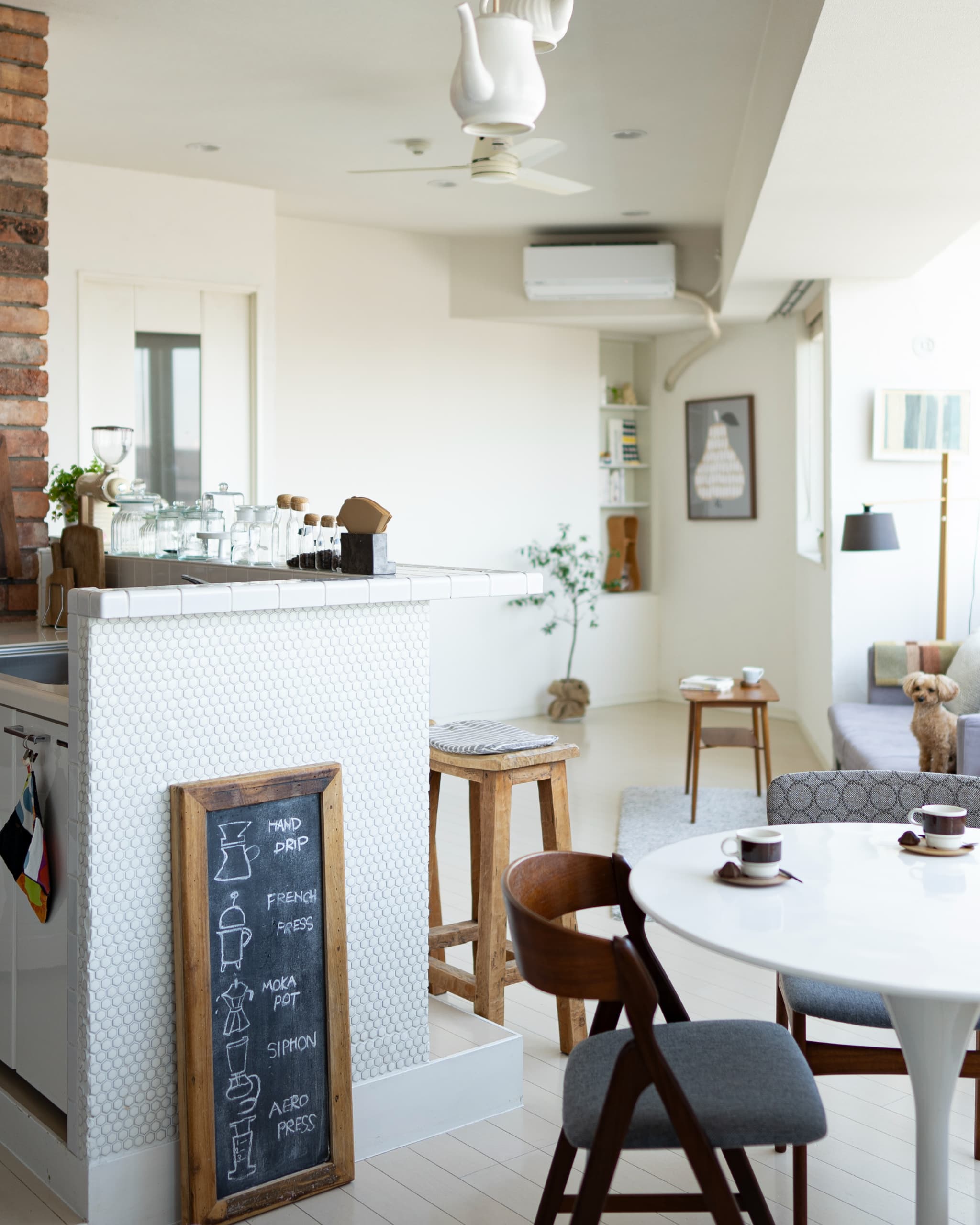 cafenoma-home-corner03